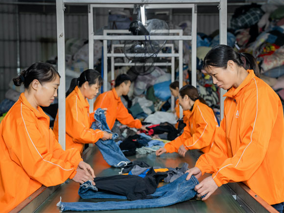 Powerful second hand clothesfactory