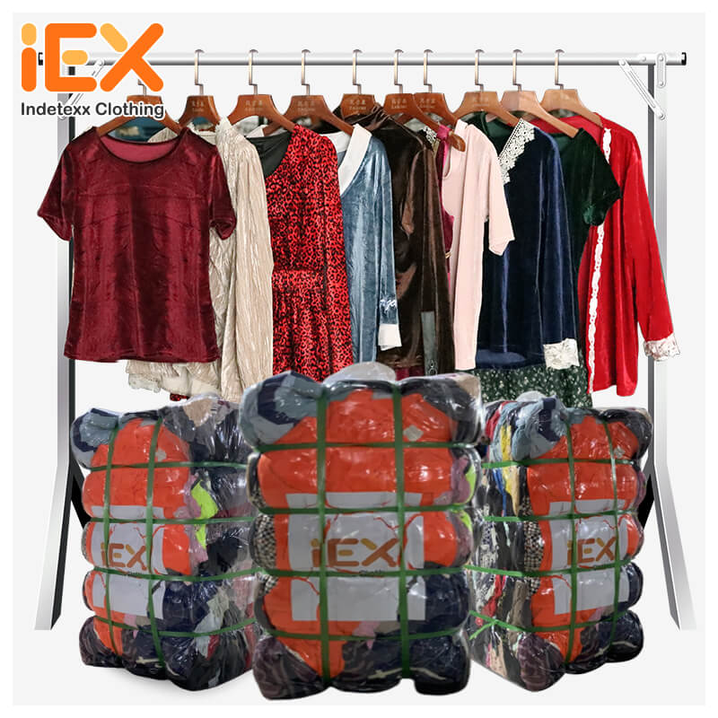 Second hand Gold Velvet Clothes