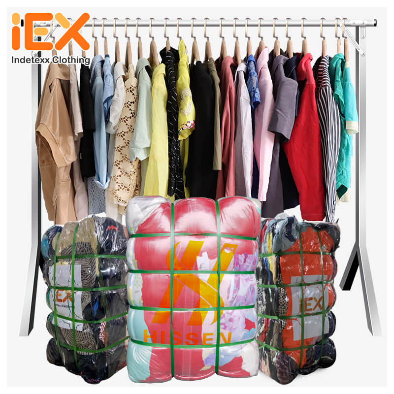 Second hand Womens Outerwear 1