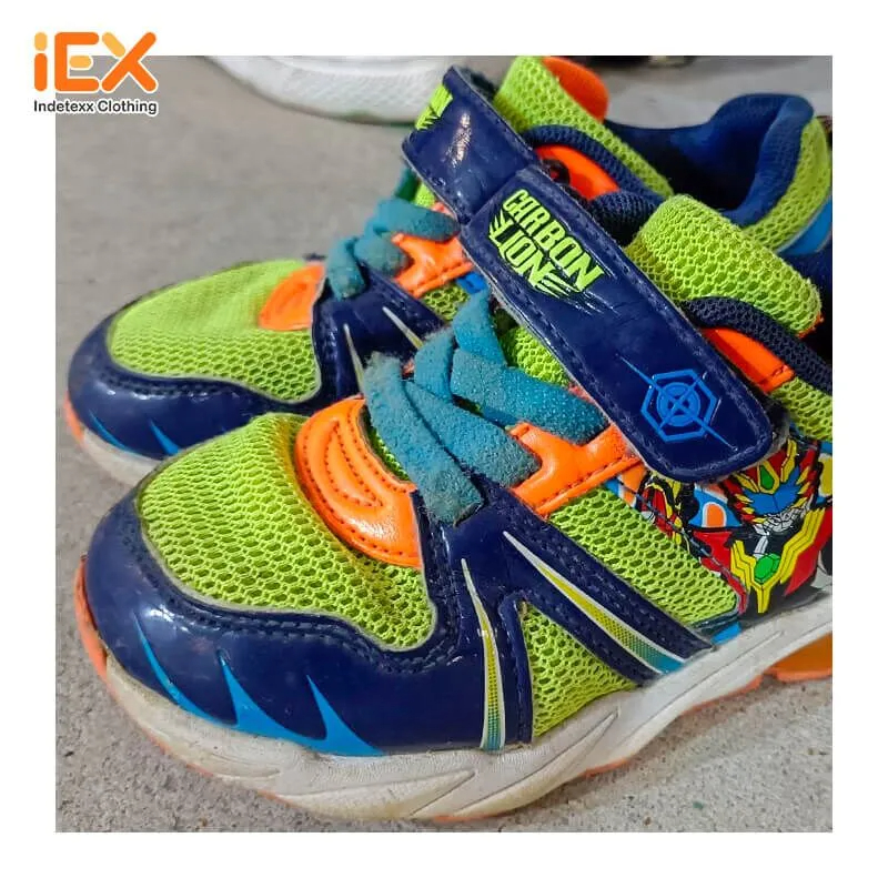 Sapatos de Criança Usados