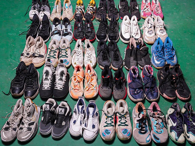 Sapatos de Basquetebol Usados